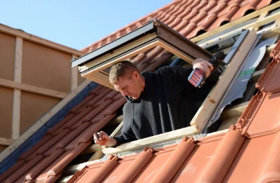 Pose de fenêtres de toit Velux à Lemps